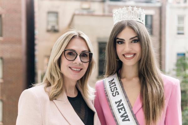 Miss New York, Rachelle di Stasio, posing with her mom, city council candidate Diane di Stasio.