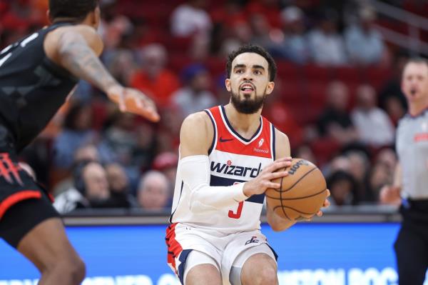 Tyus Jo<em></em>nes was a regular starter for the first time last season with the Wizads.