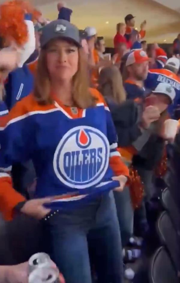 The fan, o<em></em>nly identified as Kate, was caught on screen lifting up her jersey and baring all during the Western Co<em></em>nference Final series against the Dallas Stars back on May 31.