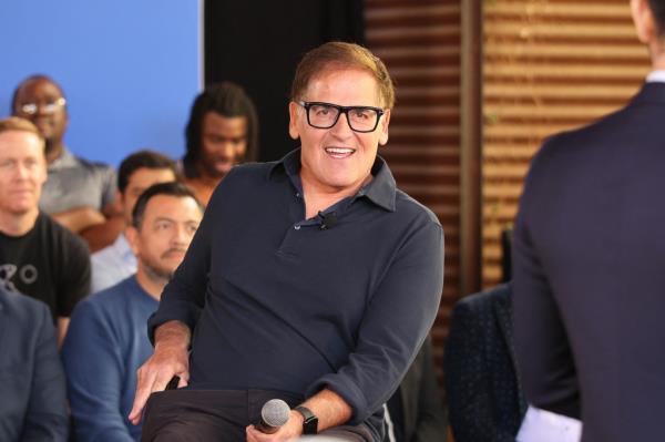 Cuban was roundly mocked in co<em></em>nservative circles for bearing an increasingly striking resemblance to MSNBC's Rachel Maddow.