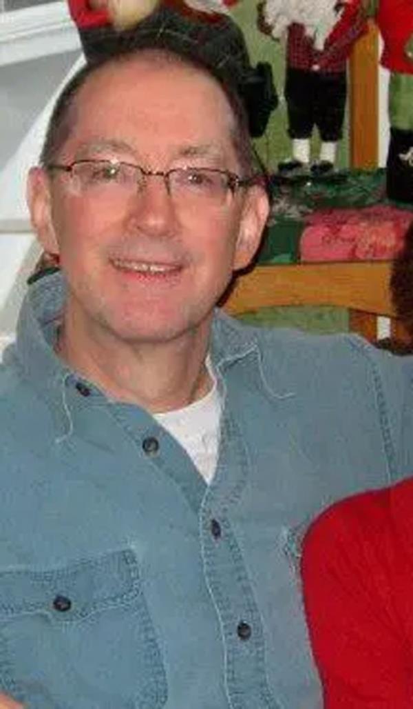 Mohn decapitated his father Michael Francis Mohn.