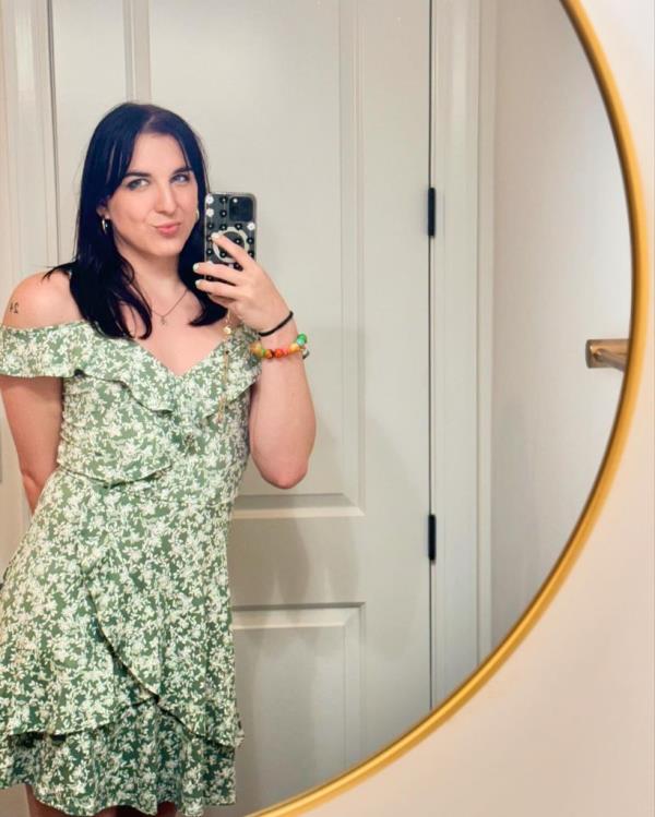 Ava Kris Tyson posing for a mirror selfie