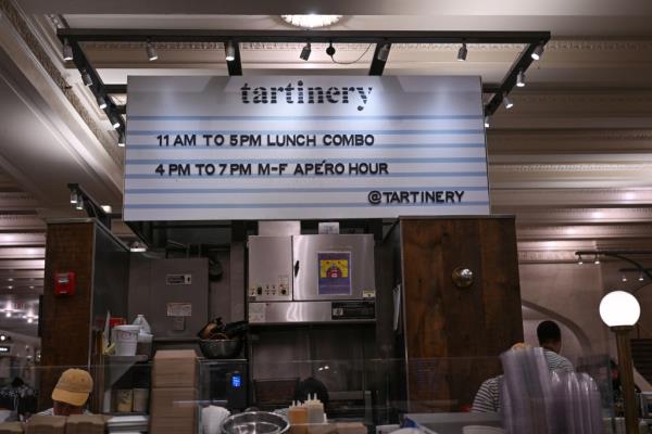 Tartinery menu sign