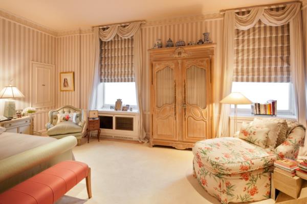 Another bedroom. 