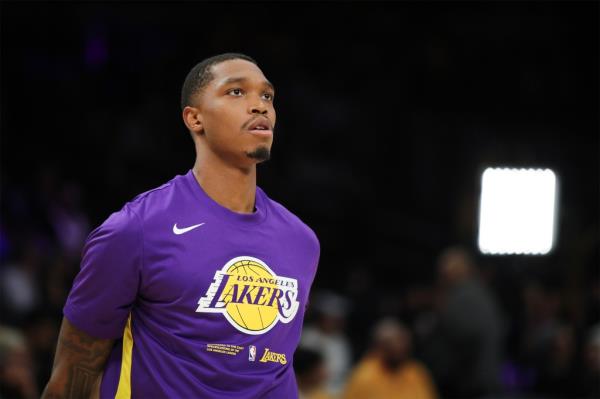 Lo<em></em>nnie Walker IV, pictured in December 2022, co<em></em>ntributed to the Lakers' run to the Western Co<em></em>nference Finals.