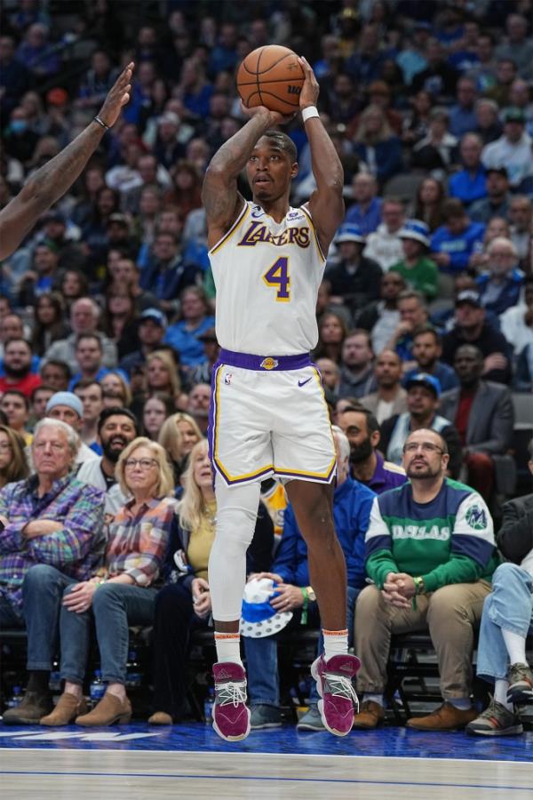 Lo<em></em>nnie Walker IV averaged 11.7 points per game with the Lakers during the 2022-23 regular season.