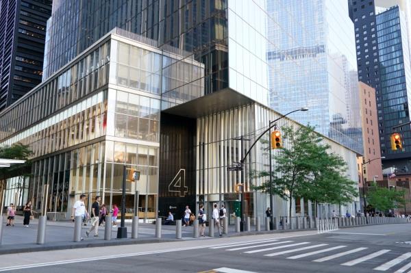 Exterior, lower floors of Four World Trade