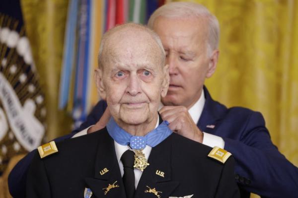 Joe Biden and Army Capt. Larry Taylor