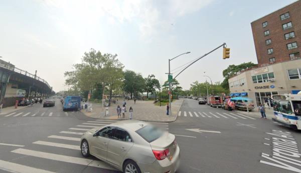 The victim was waiting for the light to change on Hugh Grant Circle near Metropolitan Avenue in Parkchester around 2:20 p.m. when the menace suddenly cut his right ear for no reason, authorities and sources said. 