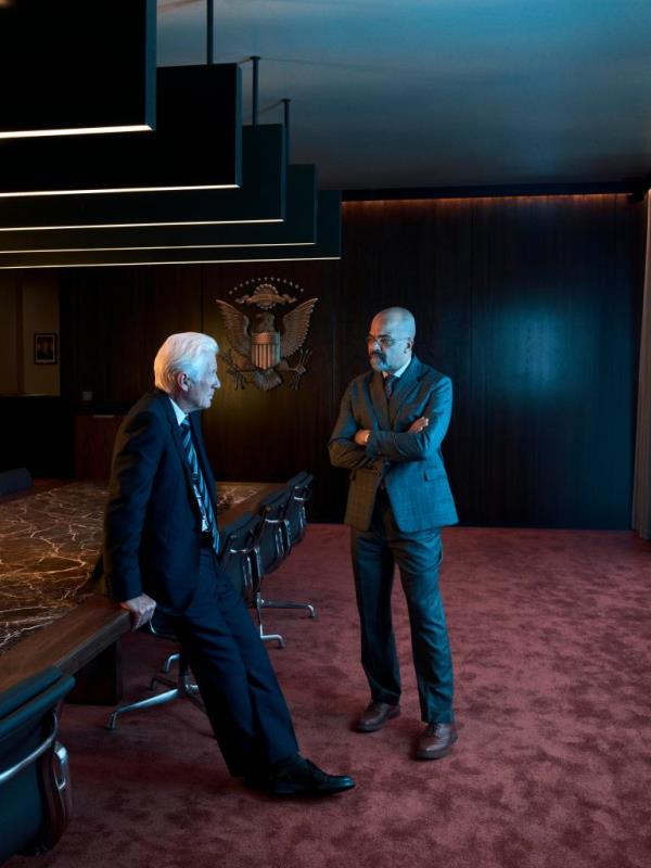 Richard Gere as Bosko and Jeffrey Wright as Henry in 
