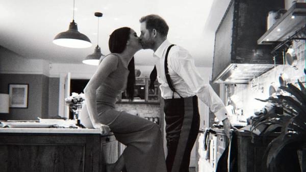 A picture of Prince Harry and Meghan Markle.