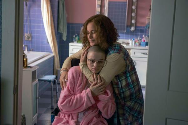 Patricia Arquette with Joey King in 