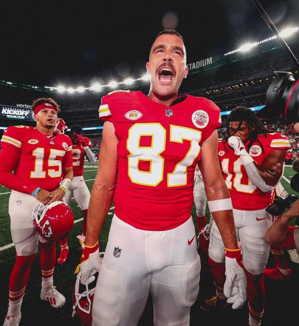 Travis Kelce admits he's enjoying 'the madness' amid Taylor Swift romance pandemonium