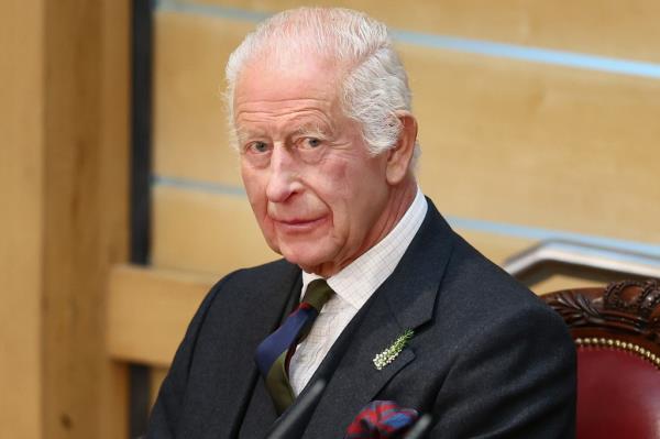 Charles will temporarily pause his cancer treatment to go on the trip to Australia.