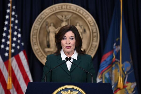New York Governor Kathy Hochul giving a press co<em></em>nference a<em></em>bout co<em></em>ngestion pricing in New York City on November 14, 2024