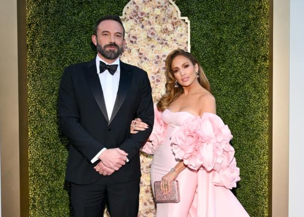 Ben Affleck and Jennifer Lopez at the 81st Golden Globe Awards.