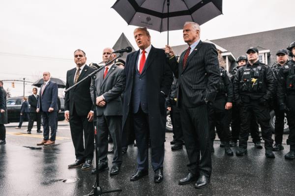 Do<em></em>nald Trump with Nassau County Executive Bruce Blakeman. 