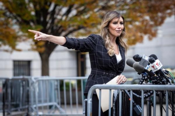 Ex-President Do<em></em>nald Trump's lawyer Alina Habba ripped Judge Arthur Engoron outside the courtroom during the lunch break