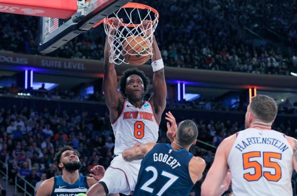 OG Anunoby drives to the basket against the Timberwolves on Monday.