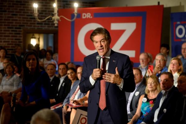 Dr. Mehmet Oz, US Republican Senate candidate for Pennsylvania, speaks at a town-hall-style campaign event on Thursday, September, 2022 in Springfield, Pa.
