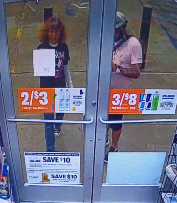 Surveillance footage appears to show two Venezuelan migrants accused of killing 12-year-old Jocelyn Nungaray walking into a co<em></em>nvenience store with the young girl.