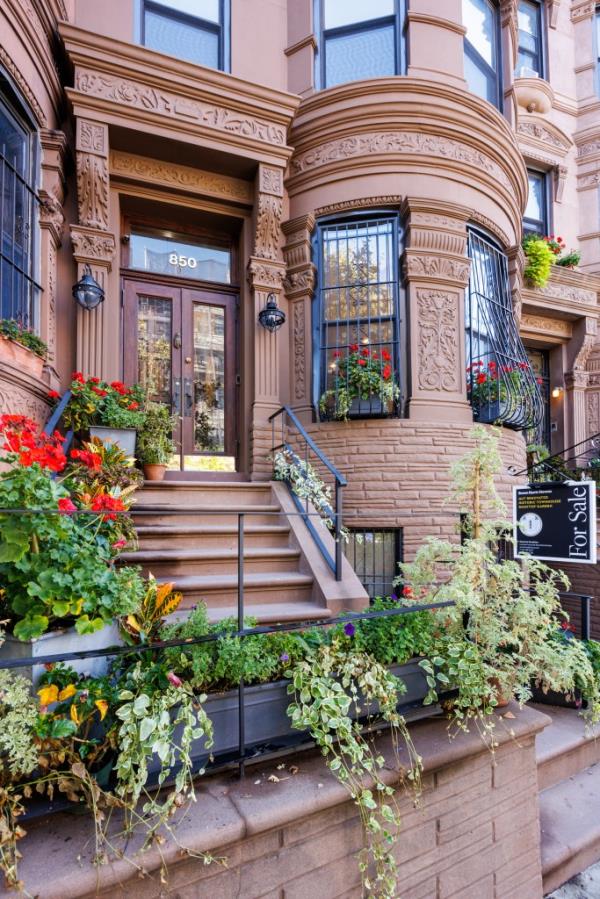 The property's leafy exterior.