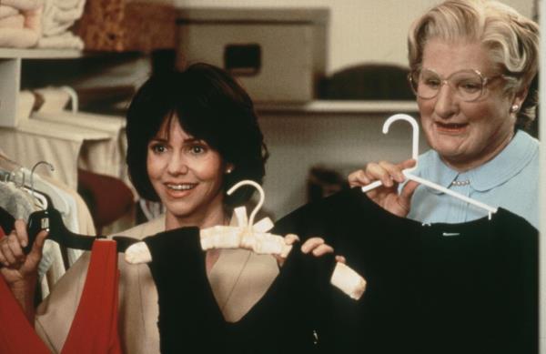 Sally Field as Miranda Hillard and Robin Williams as 
