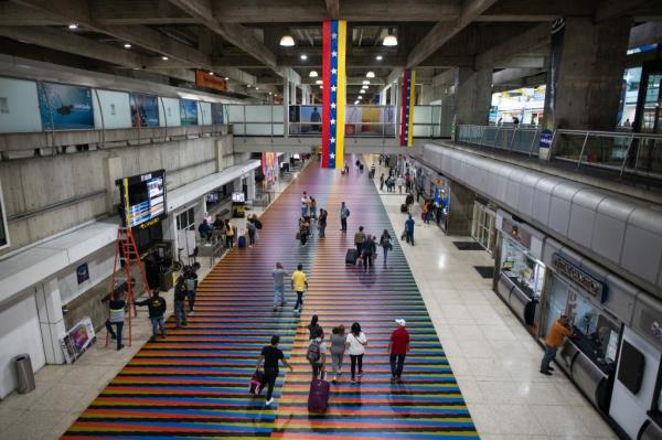 Travelers at Simon Bolivar Internatio<em></em>nal Airport (CCS) in Maiquetia, Vargas state, Venezuela in Maiquetia, Venezuela, on Friday, March 3, 2023. 