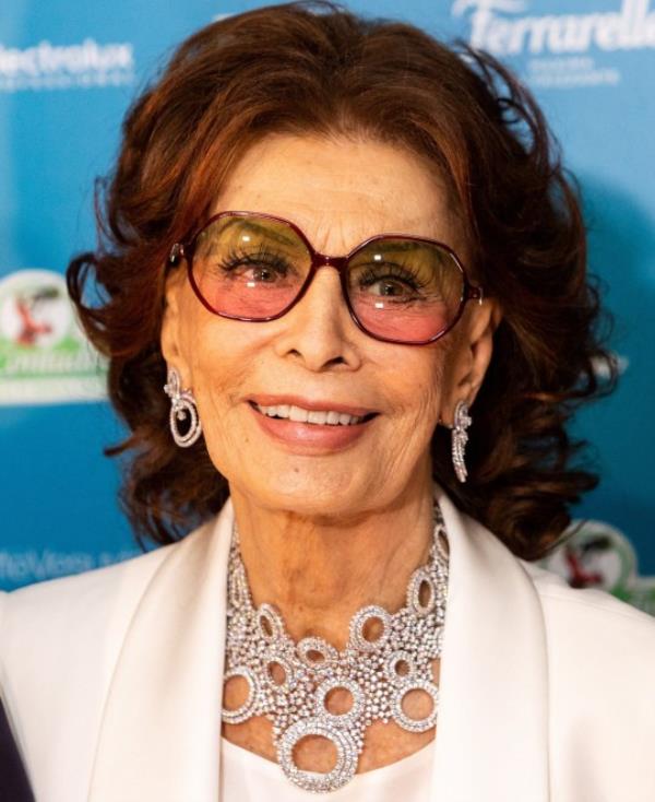 Mandatory Credit: Photo by Mairo Cinquetti/SOPA Images/Shutterstock (13454899b) Sophia Loren Sophia Loren Restaurant Opening, Milan, Italy - 10 Oct 2022
