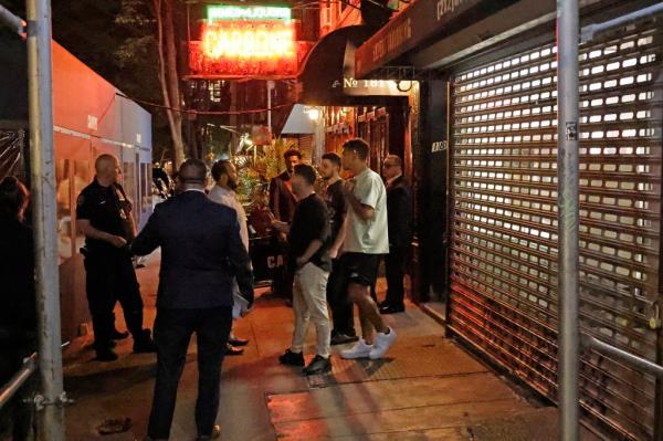 Police investigate robbery outside Carbone in Manhattan