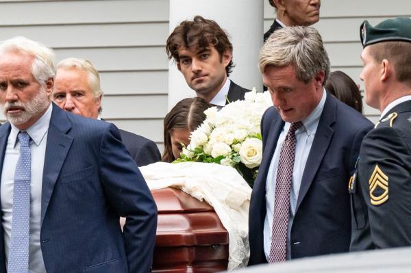 Pallbearers Chris Kennedy, son of Ethel (rear left), Co<em></em>nor Kennedy, son of RFK Jr (center) and Timothy Shriver (right) at Ethel Skakel Kennedy's funeral in suits and ties