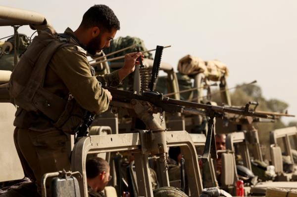 Israeli soldiers operating in Gaza will take part in a four-day ceasefire starting Thursday.