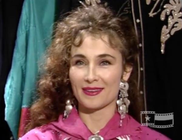 Laura Lynch seen in 1992 Dixie Chicks interview