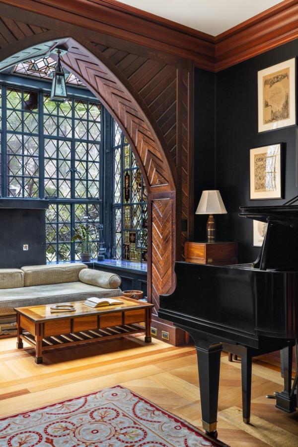 stephen so<em></em>ndheim townhouse sold