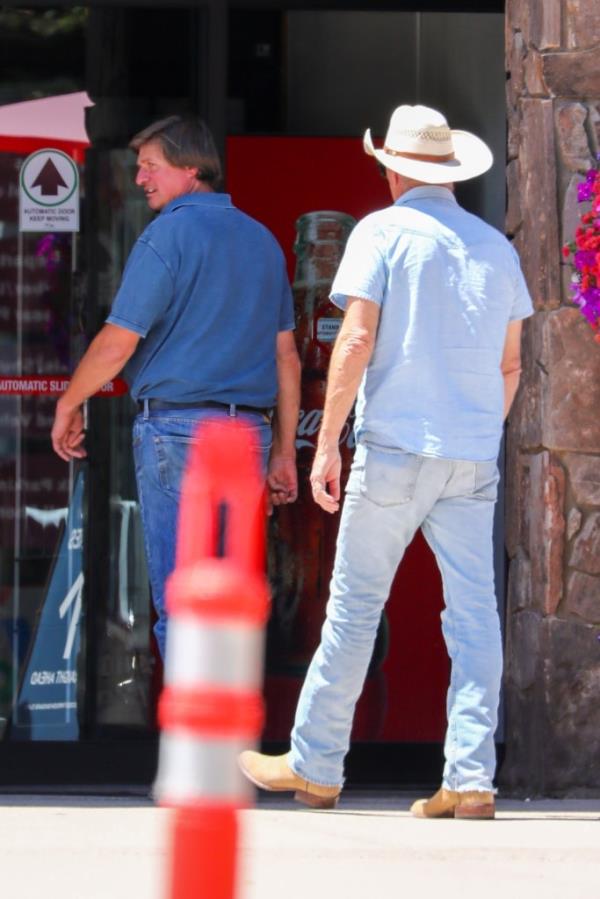 After picking up his kids from the airport, Costner went on a shopping trip with them.