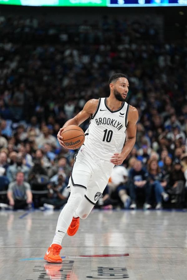 Ben Simmons had 10 points, 10 rebounds and eight assists Friday against the Mavericks.