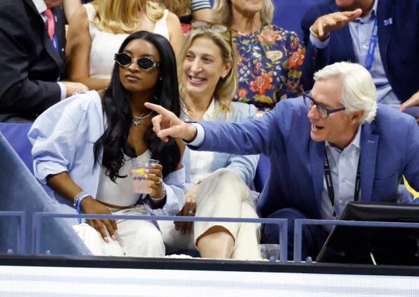 The 11-time Olympic medalist watch Jessica Pegula's win over Iga Swiatek.