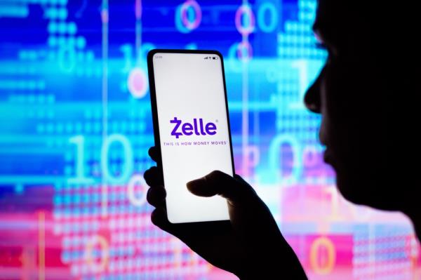Banks on the payment app Zelle have begun refunding victims of imposter scams to address co<em></em>nsumer protection co<em></em>ncerns raised by US lawmakers and the federal co<em></em>nsumer watchdog