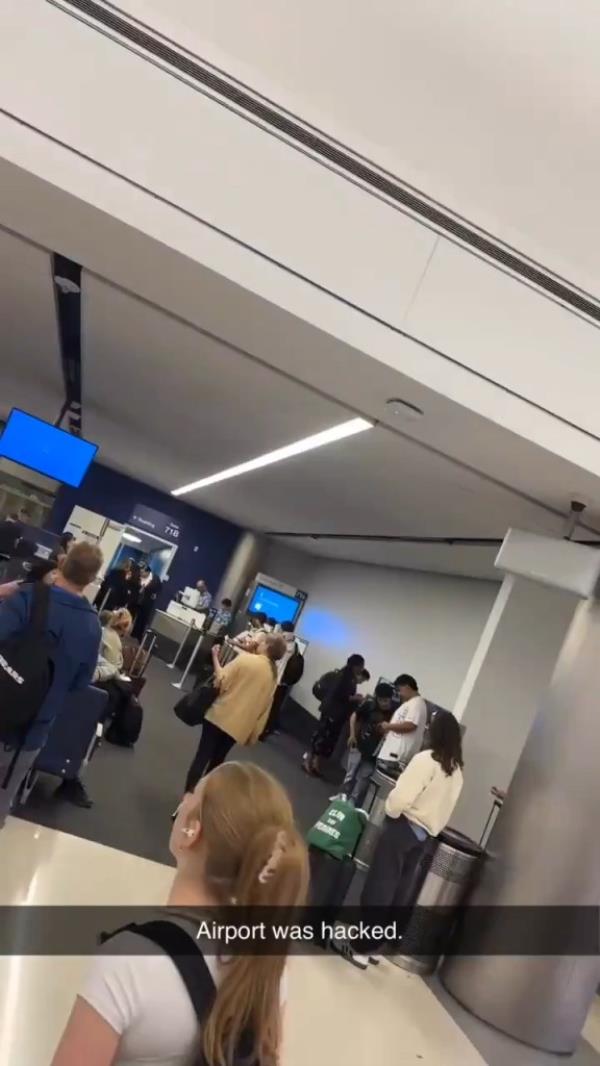LAX