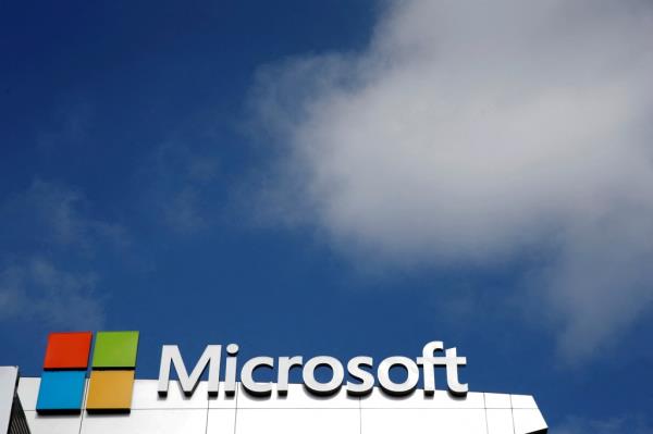 Microsoft said its outage started at a<em></em>bout 6 pm ET on Thursday.