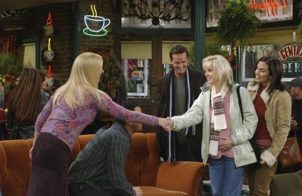 Lisa Kudrow as Phoebe Buffay, Matt LeBlanc as Joey Tribbiani, Anna Faris as Erica, Matthew Perry as Chandler Bing and Courteney Cox as Mo<em></em>nica Geller-Bing in 