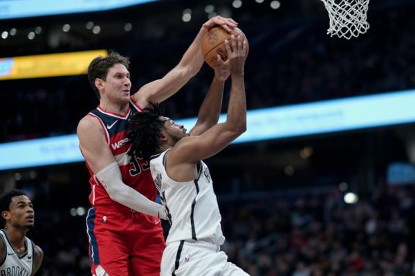 Cam Thomas gets rejected by the Wizards' Mike Muscala during the Nets' 110-104 loss to the Wizards.
