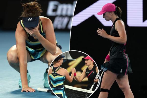Top-ranked Iga Swiatek reacts during her third-round loss at the Australian Open on Jan. 20, 2024. 