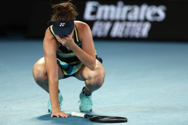 Linda Noskova got emotio<em></em>nal following her win over world-number 1 Iga Swiatek at the Australian Open on Saturday.