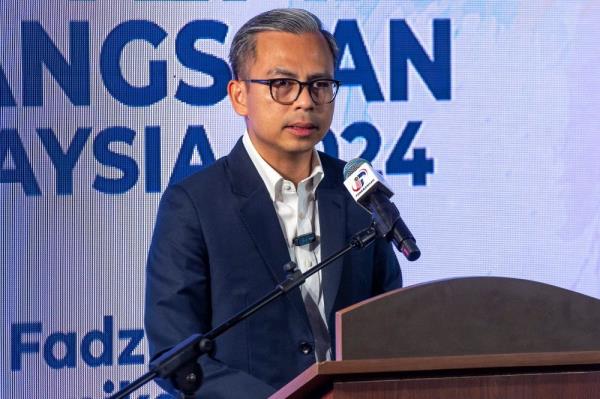 Targeted diesel subsidy: No impact on essential goods prices in Sabah, Sarawak and Labuan, says Fahmi