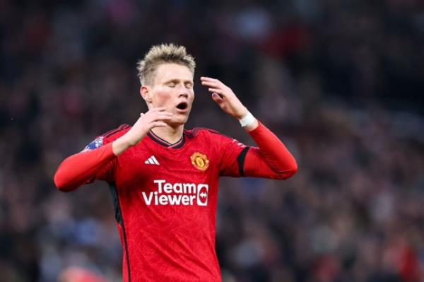 Scott McTominay has backed Erik ten Hag to turn things around at Manchester United