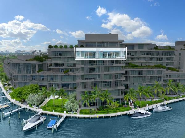 Exterior of the Ritz-Carlton Residences Miami with the penthouse highlighted. 
