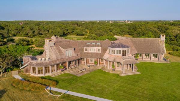 The Obamas' Martha's Vineyard estate.