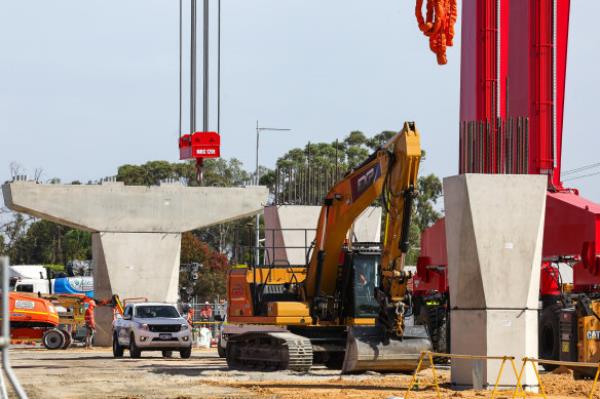 Work on the Armadale train line.