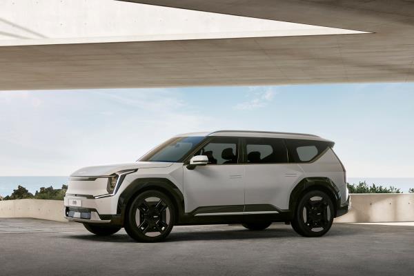 The “engineering target” for the EV9 electric SUV is a 540km range or 337 miles.